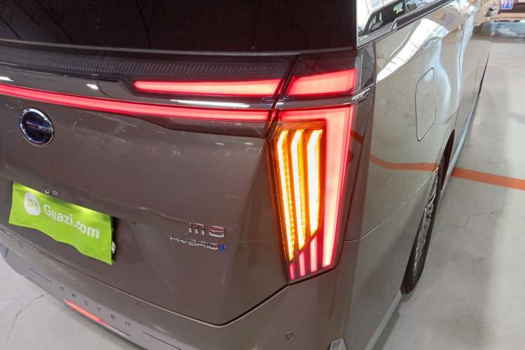 Used GAC Trumpchi M8 2023 Zongshi Series Dual-Motor YuZun Edition Right Rear Taillight