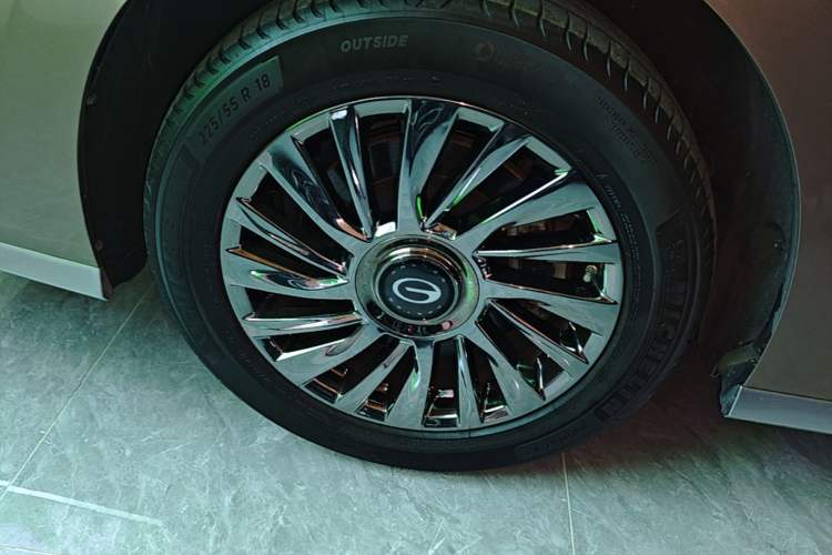 Used GAC Trumpchi M8 2023 Zongshi Series 400T Ultimate Edition Right Rear Wheel Hub