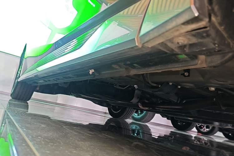 Used GAC Trumpchi M8 2023 Zongshi Series 400T Ultimate Edition Right Side Sill