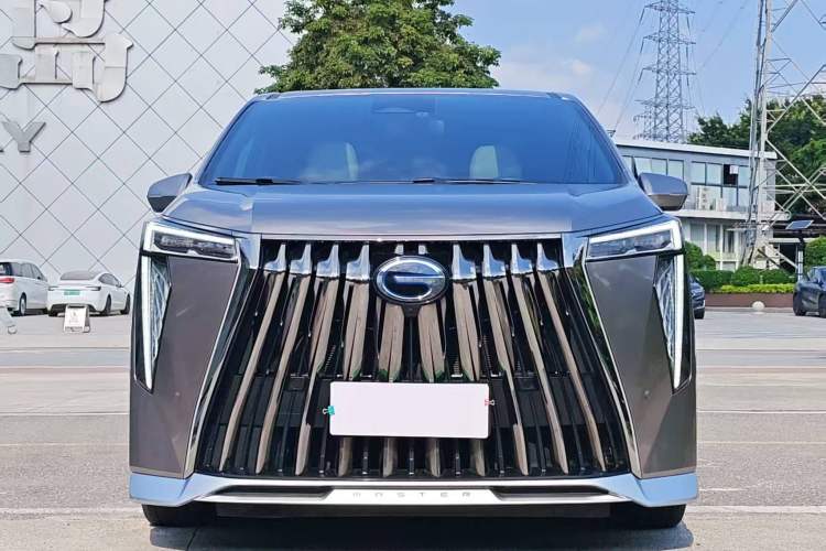 Used GAC Trumpchi M8 2023 Zongshi Series Dual-Motor Flagship Edition Exterior 1