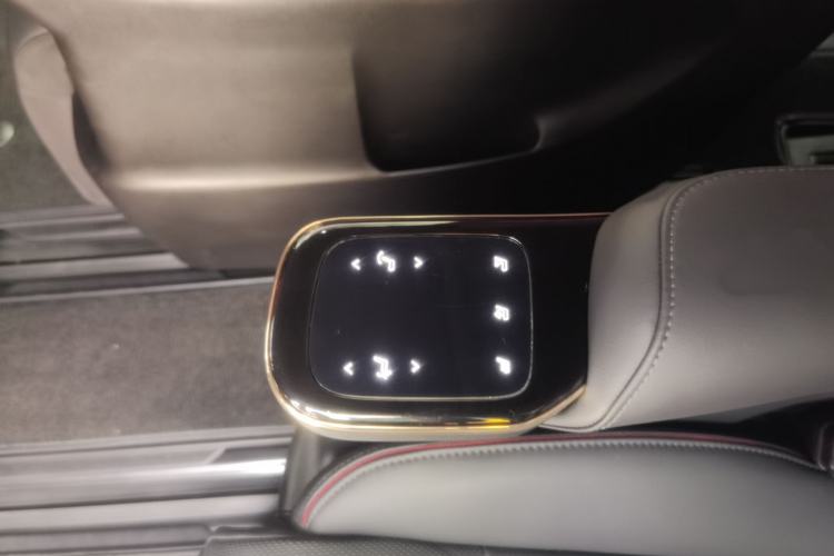 Used GAC Trumpchi M8 2023 Zongshi Series 400T Ultimate Edition Interior 2