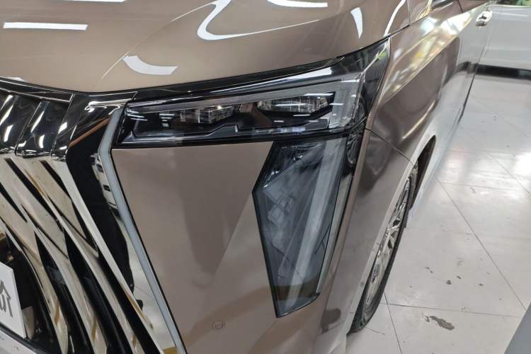 Used GAC Trumpchi M8 2023 Zongshi Series Dual-Motor YuZun Edition Left Front Headlight