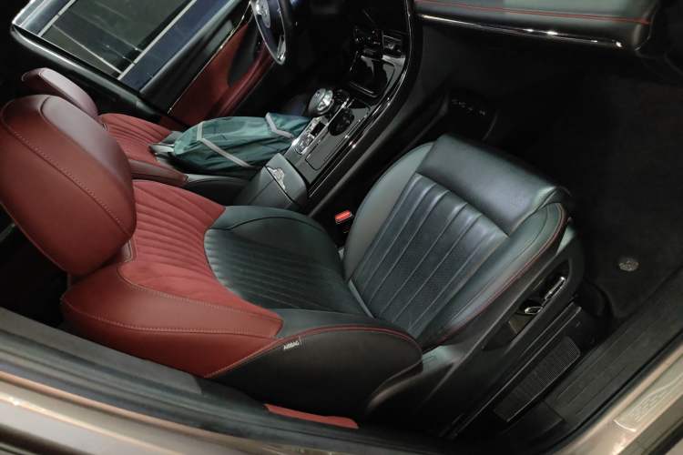 Used GAC Trumpchi M8 2023 Zongshi Series Dual-Motor YuZun Edition Right Front Seat