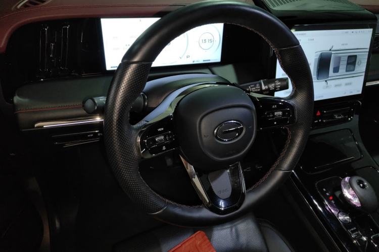 Used GAC Trumpchi M8 2023 Zongshi Series Dual-Motor YuZun Edition Steering Wheel