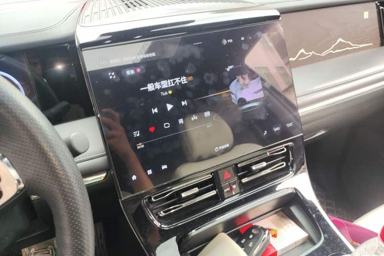 Used GAC Trumpchi M8 2023 Zongshi Series Dual-Motor YuZun Edition Audio And AC Panel