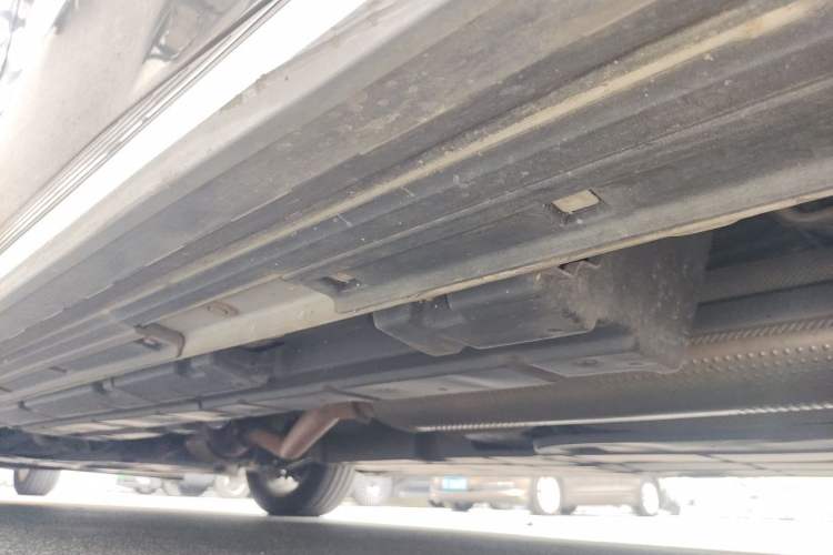 Used GAC Trumpchi M8 2023 Zongshi Series Dual-Motor YuZun Edition Chassis Rear Left