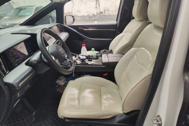 Used GAC Trumpchi M8 2023 Zongshi Series Dual-Motor YuZun Edition Left Front Seat
