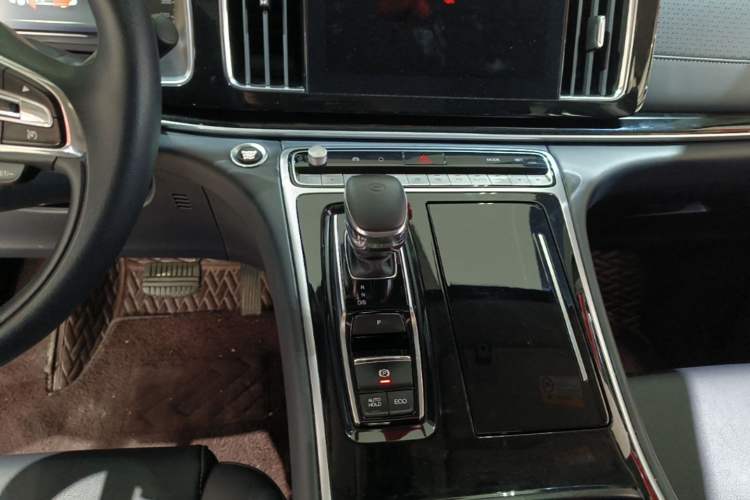 Used GAC Trumpchi M8 2023 Lingxiu Series 390T Luxury Edition Gear Lever