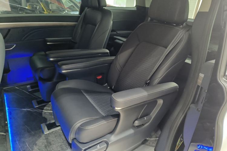 Used GAC Trumpchi M8 2023 Lingxiu Series 390T Luxury Edition Left Rear Seat
