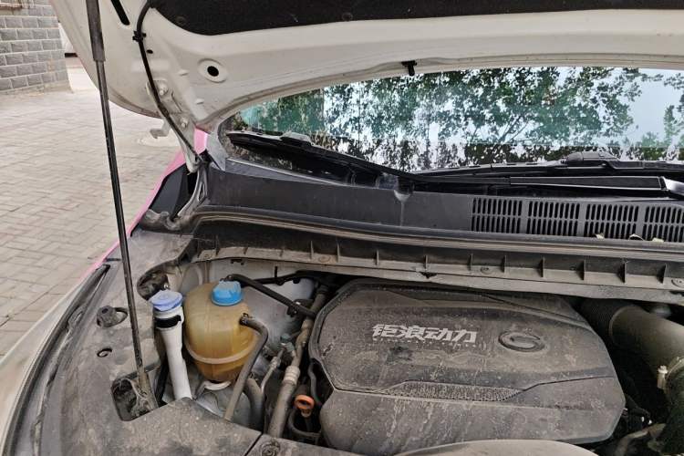 Used GAC Trumpchi M8 2023 Lingxiu Series 390T Prestige Edition Engine Bay Right