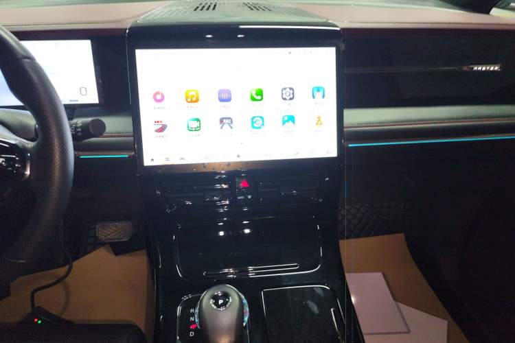 Used GAC Trumpchi M8 2023 Zongshi Series Dual-Motor Supreme Edition Audio And AC Panel