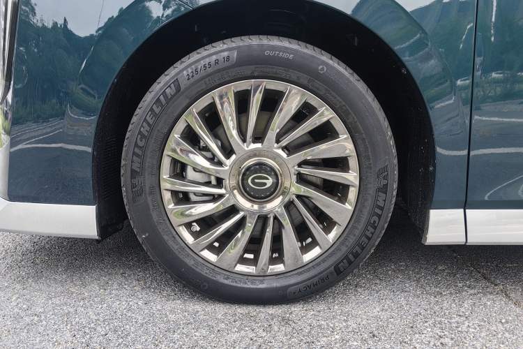 Used GAC Trumpchi M8 2023 Zongshi Series Dual-Motor YuZun Edition Exterior 8
