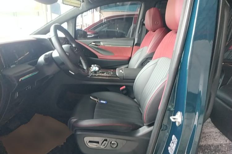 Used GAC Trumpchi M8 2023 Zongshi Series Dual-Motor YuZun Edition Left Front Seat