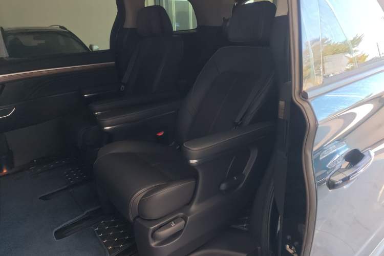 Used GAC Trumpchi M8 2023 Lingxiu Series 390T Deluxe Edition Left Rear Seat