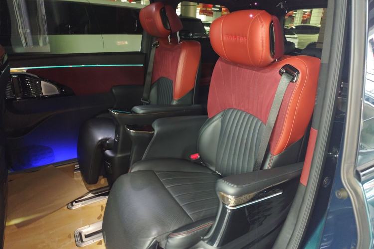 Used GAC Trumpchi M8 2023 Zongshi Series Dual-Motor Supreme Edition Left Rear Seat
