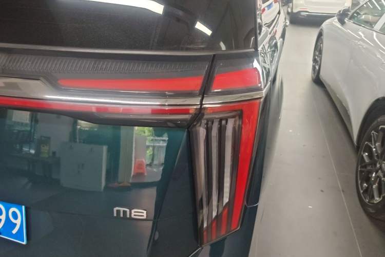 Used GAC Trumpchi M8 2023 Zongshi Series 400T Flagship Edition Right Rear Taillight