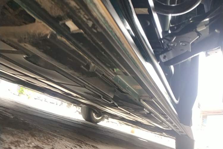 Used GAC Trumpchi M8 2023 Zongshi Series Dual-Motor YuZun Edition Right Side Sill