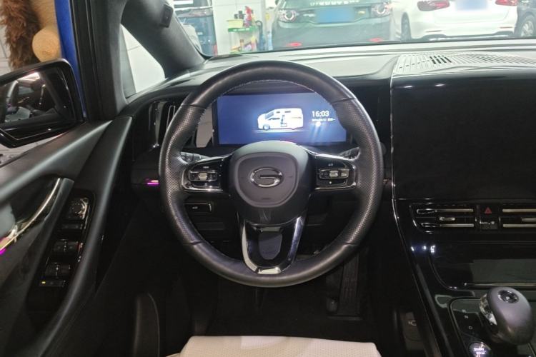Used GAC Trumpchi M8 2023 Zongshi Series 400T Flagship Edition Steering Wheel
