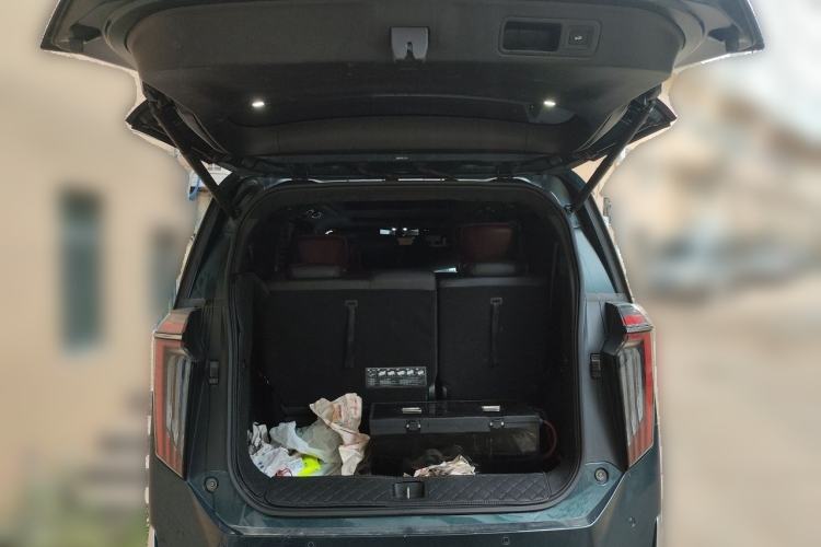 Used GAC Trumpchi M8 2023 Zongshi Series 400T Ultimate Edition Trunk