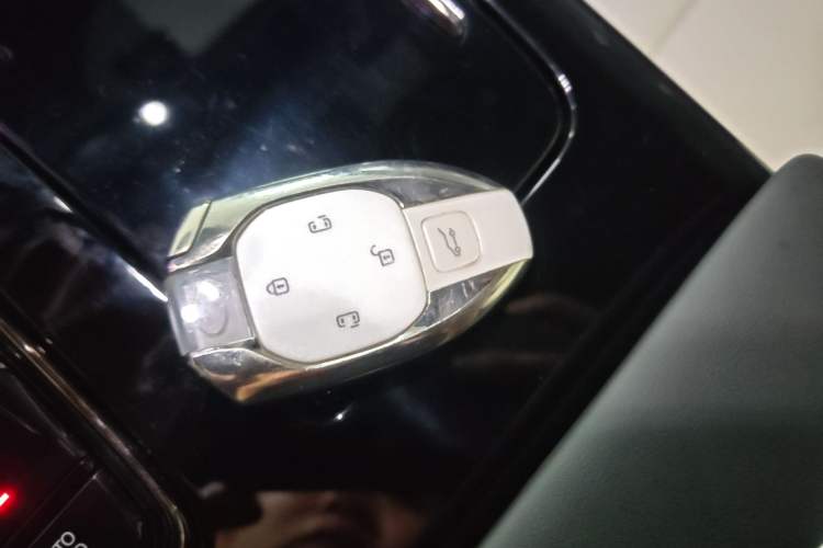 Used GAC Trumpchi M8 2023 Zongshi Series 400T Flagship Edition Vehicle Key
