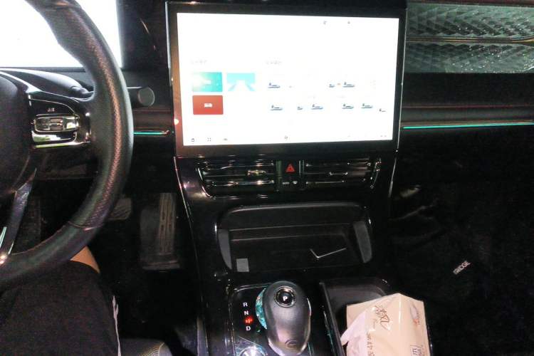 Used GAC Trumpchi M8 2023 Zongshi Series 400T Flagship Edition Audio And AC Panel