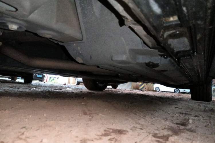 Used GAC Trumpchi M8 2023 Zongshi Series 400T Flagship Edition Chassis Front Left