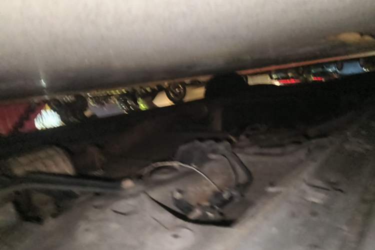 Used GAC Trumpchi M8 2023 Zongshi Series Dual-Motor Supreme Edition Chassis Front Right