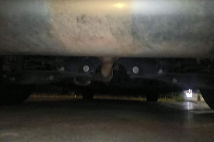 Used GAC Trumpchi M8 2023 Zongshi Series Dual-Motor Supreme Edition Chassis Rear