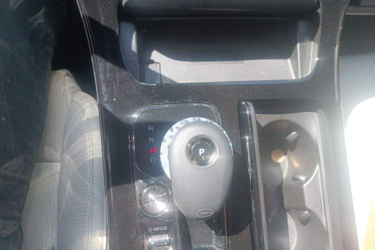 Used GAC Trumpchi M8 2023 Zongshi Series 400T Flagship Edition Gear Lever