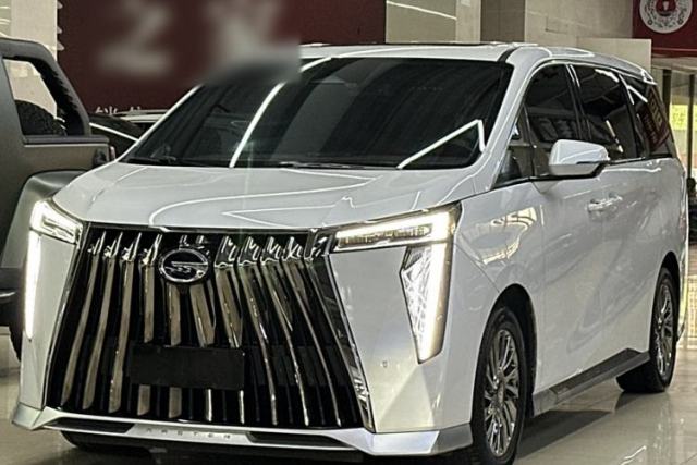 Ojetý GAC Trumpchi M8 2023 Zongshi Series Dual-Motor YuZun Edition