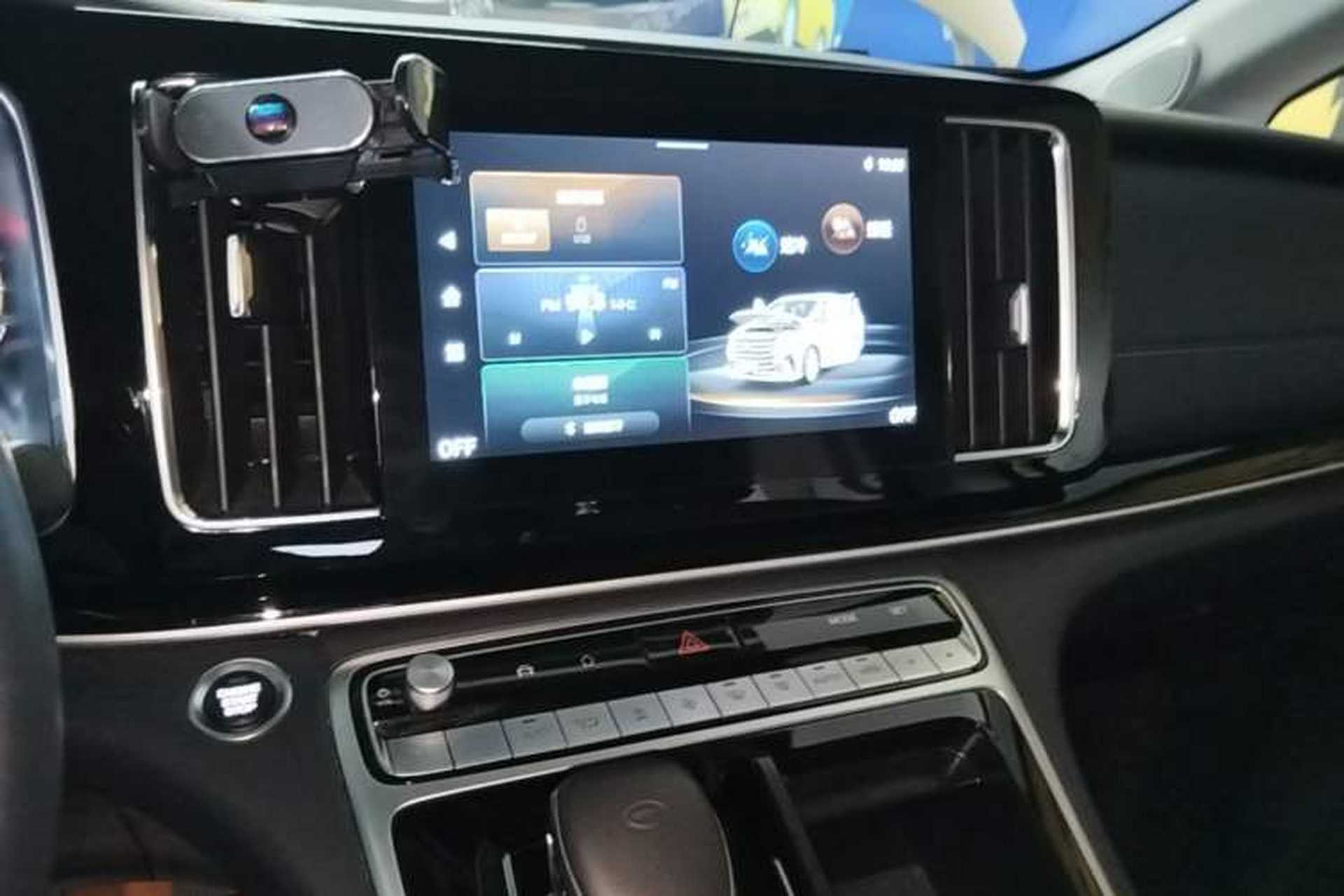 Used GAC Trumpchi M8 2023 Lingxiu Series 390T Luxury Edition Audio And AC Panel