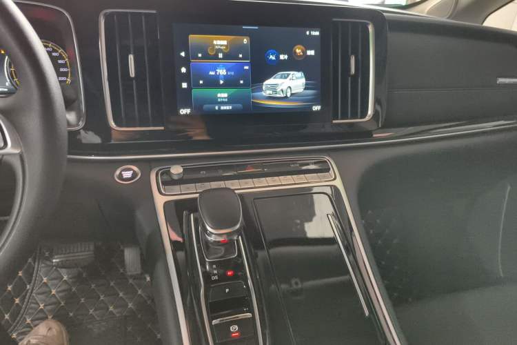 Used GAC Trumpchi M8 2023 Lingxiu Series 390T Luxury Edition Audio And AC Panel