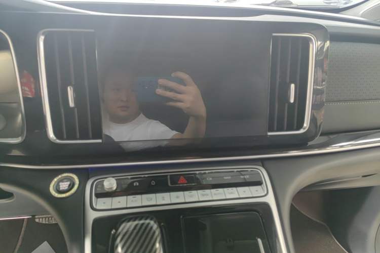Used GAC Trumpchi M8 2023 Lingxiu Series 390T Prestige Edition Audio And AC Panel