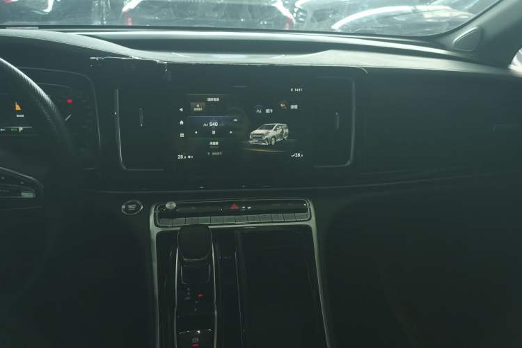 Used GAC Trumpchi M8 2023 Lingxiu Series 390T Luxury Edition Audio And AC Panel