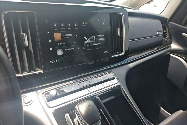 Used GAC Trumpchi M8 2023 Lingxiu Series 390T Prestige Edition Audio And AC Panel