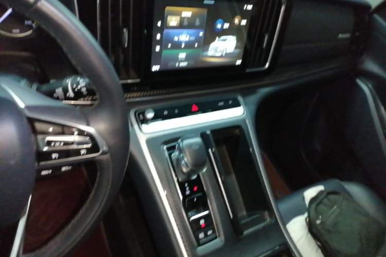 Used GAC Trumpchi M8 2023 Lingxiu Series 390T Deluxe Edition Audio And AC Panel