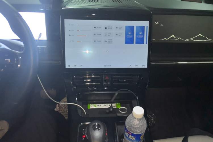 Used GAC Trumpchi M8 2023 Zongshi Series 400T Flagship Edition Audio And AC Panel