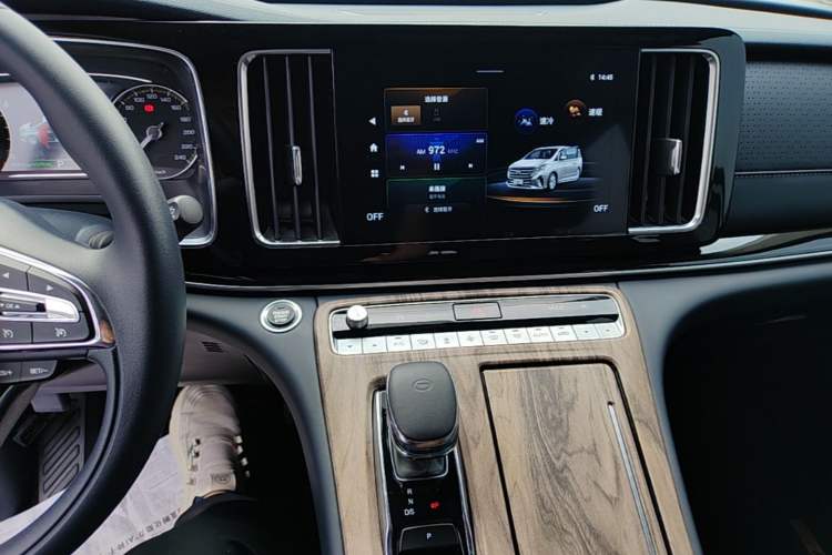 Used GAC Trumpchi M8 2023 Lingxiu Series 390T Luxury Edition Audio And AC Panel