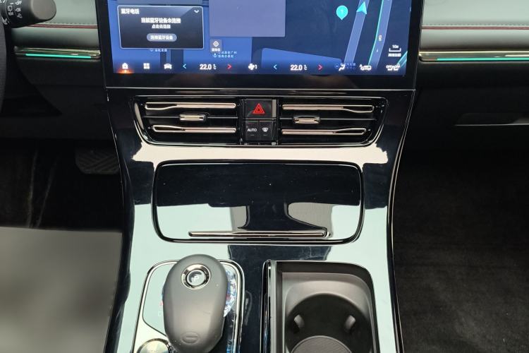 Used GAC Trumpchi M8 2023 Zongshi Series Dual-Motor Flagship Edition Audio And AC Panel