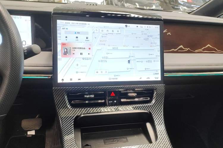 Used GAC Trumpchi M8 2023 Zongshi Series 400T Flagship Edition Audio And AC Panel