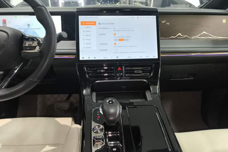 Used GAC Trumpchi M8 2023 Zongshi Series 400T Flagship Edition Audio And AC Panel