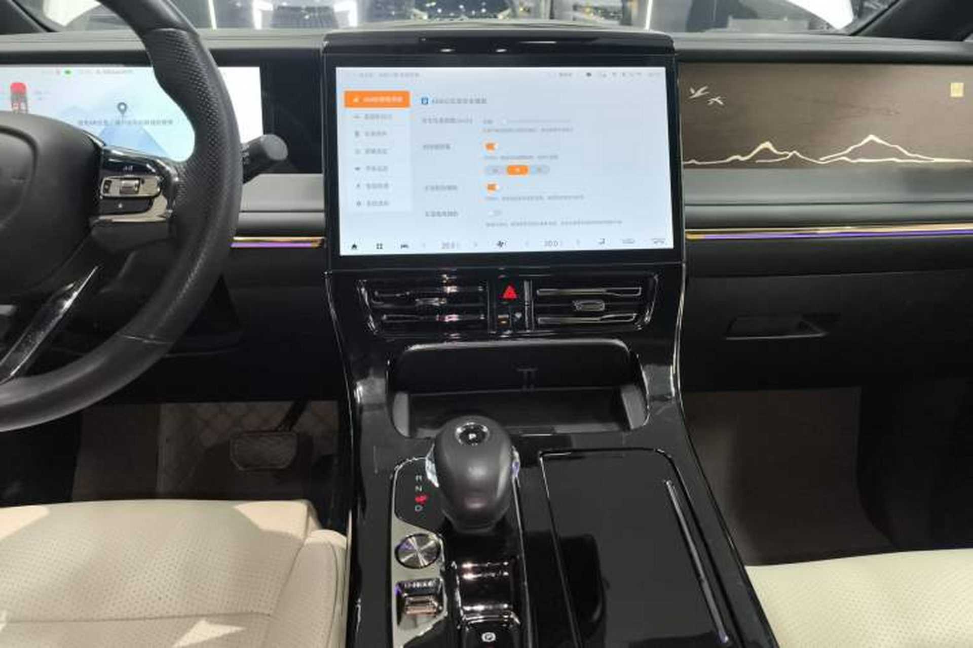 Used GAC Trumpchi M8 2023 Zongshi Series 400T Flagship Edition Audio And AC Panel