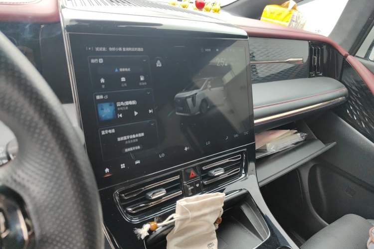 Used GAC Trumpchi M8 2023 Zongshi Series 400T Ultimate Edition Audio And AC Panel