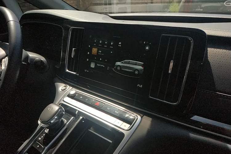 Used GAC Trumpchi M8 2023 Lingxiu Series 390T Prestige Edition Audio And AC Panel