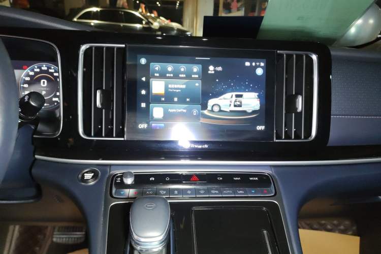 Used GAC Trumpchi M8 2023 Lingxiu Series 390T Ultimate Edition Audio And AC Panel