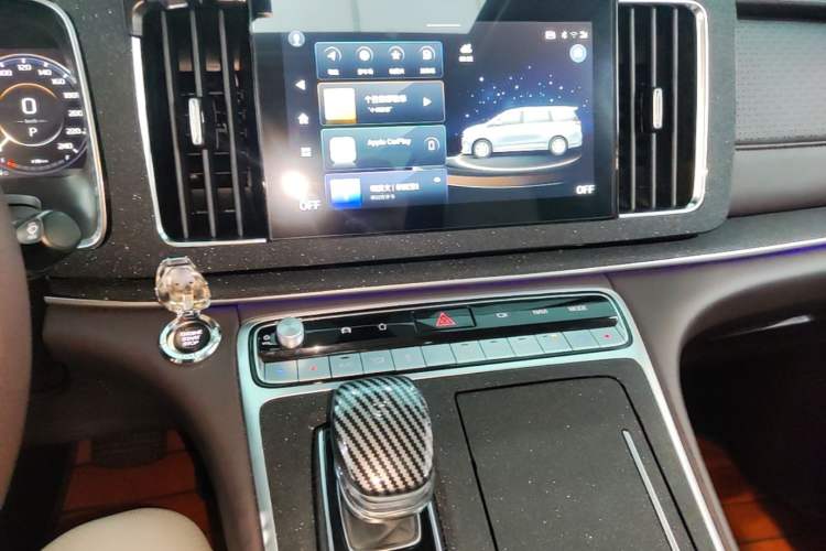 Used GAC Trumpchi M8 2023 Lingxiu Series 390T Prestige Edition Audio And AC Panel