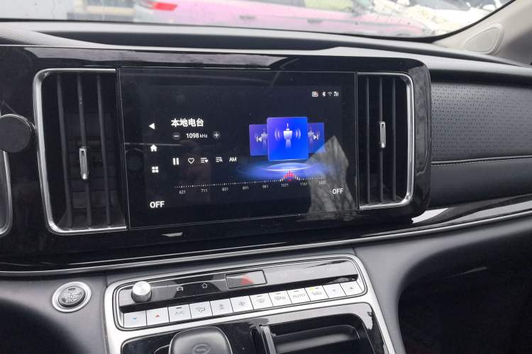 Used GAC Trumpchi M8 2023 Lingxiu Series 390T Prestige Edition Audio And AC Panel