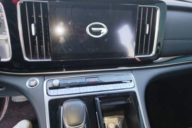 Used GAC Trumpchi M8 2023 Lingxiu Series 390T Deluxe Edition Audio And AC Panel