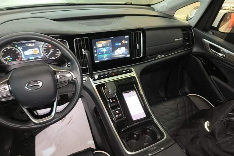 Used GAC Trumpchi M8 2023 Lingxiu Series 390T Luxury Edition Audio And AC Panel