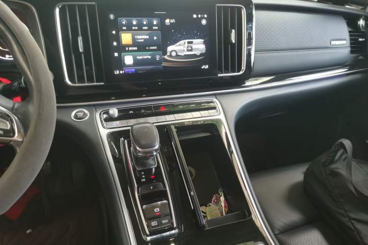 Used GAC Trumpchi M8 2023 Lingxiu Series 390T Prestige Edition Audio And AC Panel